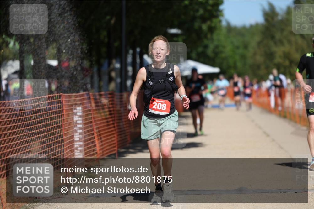 07.09.2025 - 19. Norderstedt Triathlon Michael Strokosch http://msf.ph/oto/8801875 07.09.2025 13:10:42 Laufen 208, 209, 247, 1268 meine-sportfotos.de