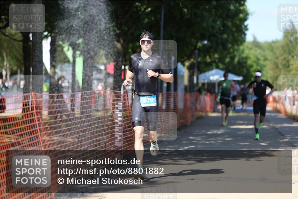 07.09.2025 - 19. Norderstedt Triathlon Michael Strokosch http://msf.ph/oto/8801882 07.09.2025 14:53:09 Laufen 879, 1006, 1406 meine-sportfotos.de