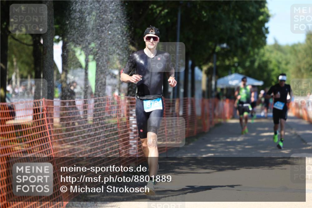 07.09.2025 - 19. Norderstedt Triathlon Michael Strokosch http://msf.ph/oto/8801889 07.09.2025 14:53:10 Laufen 879, 1006, 1406 meine-sportfotos.de