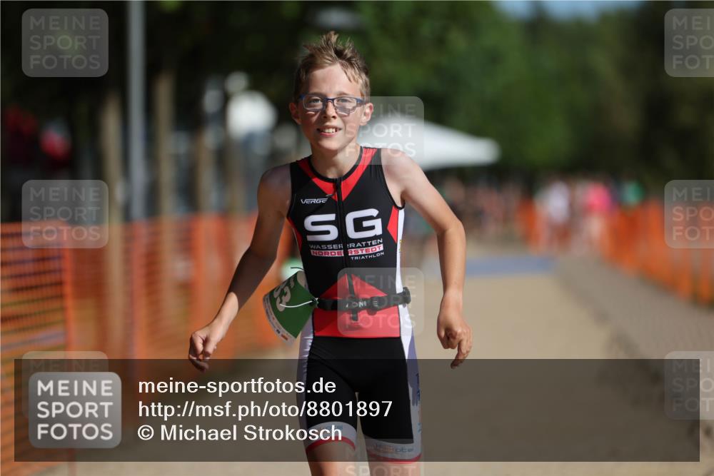 07.09.2025 - 19. Norderstedt Triathlon Michael Strokosch http://msf.ph/oto/8801897 07.09.2025 10:59:22 Laufen 64, 73, 83, 132, 1123 meine-sportfotos.de