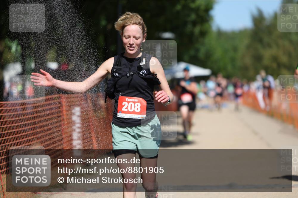 07.09.2025 - 19. Norderstedt Triathlon Michael Strokosch http://msf.ph/oto/8801905 07.09.2025 13:10:43 Laufen 208, 209, 247, 1268 meine-sportfotos.de