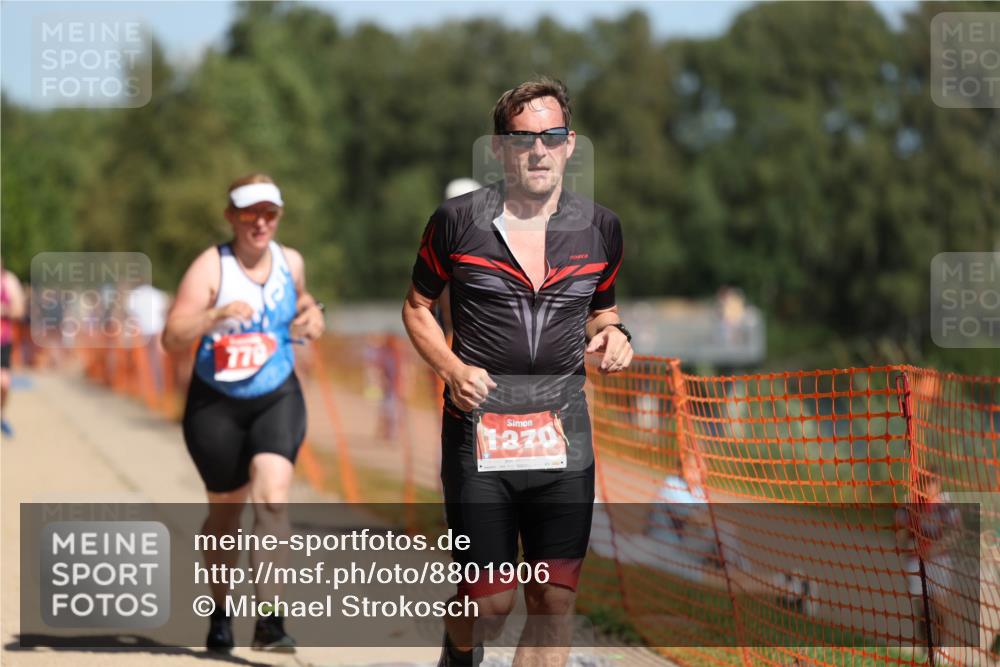 07.09.2025 - 19. Norderstedt Triathlon Michael Strokosch http://msf.ph/oto/8801906 07.09.2025 12:32:36 Laufen 779, 1370, 1386 meine-sportfotos.de