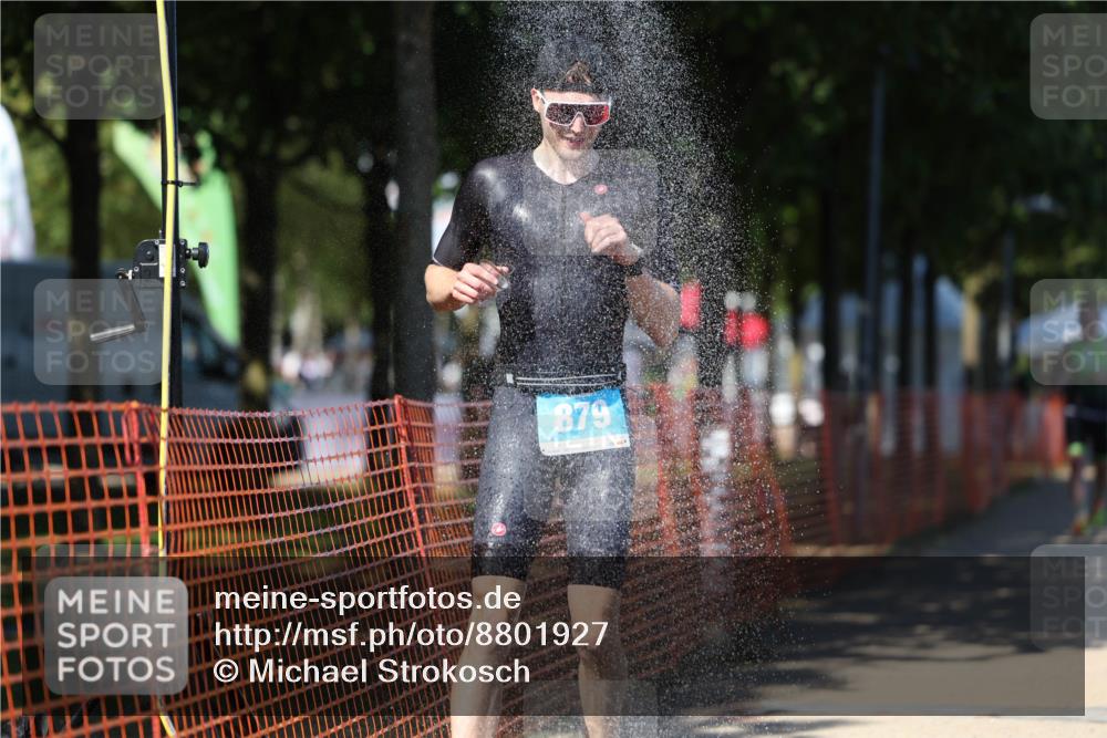 07.09.2025 - 19. Norderstedt Triathlon Michael Strokosch http://msf.ph/oto/8801927 07.09.2025 14:53:11 Laufen 879, 1006, 1406 meine-sportfotos.de