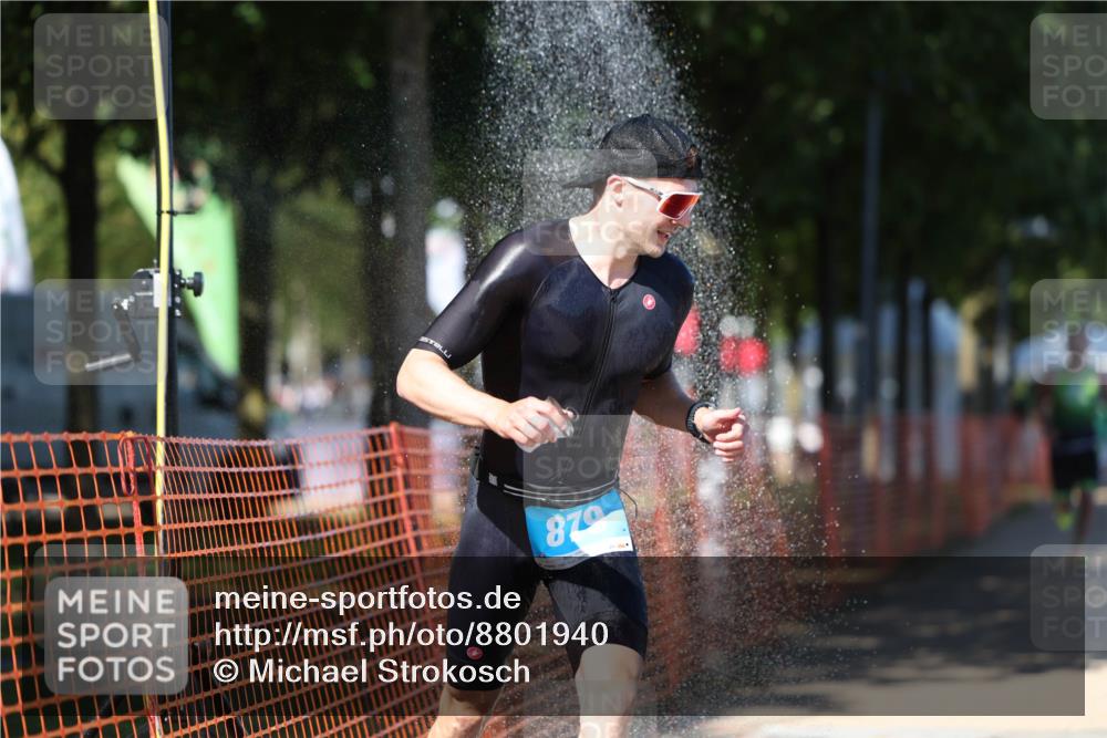 07.09.2025 - 19. Norderstedt Triathlon Michael Strokosch http://msf.ph/oto/8801940 07.09.2025 14:53:11 Laufen 879, 1006, 1406 meine-sportfotos.de