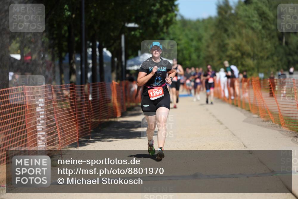 07.09.2025 - 19. Norderstedt Triathlon Michael Strokosch http://msf.ph/oto/8801970 07.09.2025 13:10:46 Laufen 208, 247, 248, 1268 meine-sportfotos.de