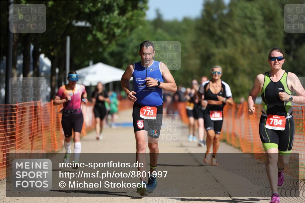 07.09.2025 - 19. Norderstedt Triathlon Michael Strokosch http://msf.ph/oto/8801997 07.09.2025 12:02:55 Laufen 186, 199, 775, 784, 1207 meine-sportfotos.de