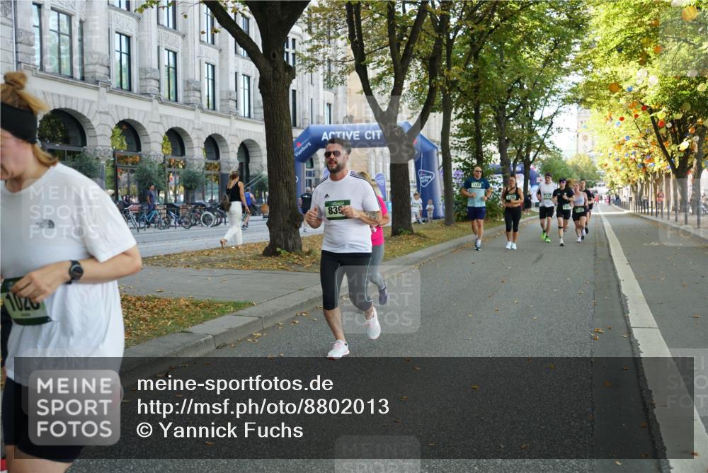 07.09.2025 - BARMER Alsterlauf Yannick Fuchs http://msf.ph/oto/8802013 07.09.2025 11:50:19 Laufen 1026, 839, 1149 meine-sportfotos.de