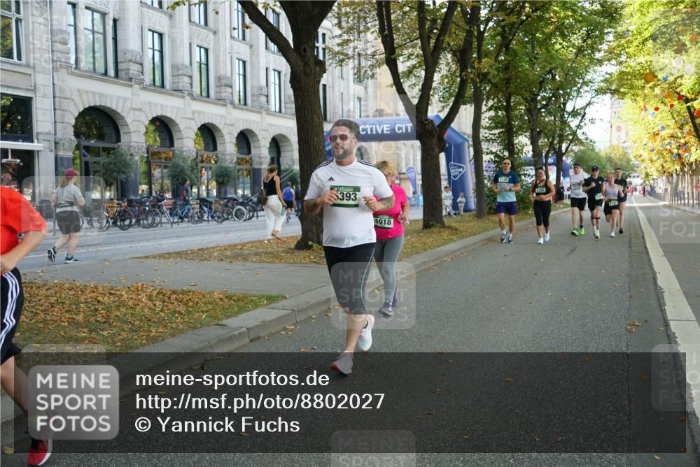 07.09.2025 - BARMER Alsterlauf Yannick Fuchs http://msf.ph/oto/8802027 07.09.2025 11:50:20 Laufen 393, 1018 meine-sportfotos.de