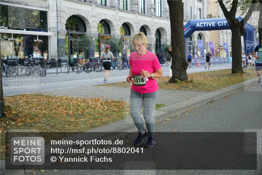 07.09.2025 - BARMER Alsterlauf Yannick Fuchs http://msf.ph/oto/8802041 07.09.2025 11:50:21 Laufen 1018, 11 meine-sportfotos.de