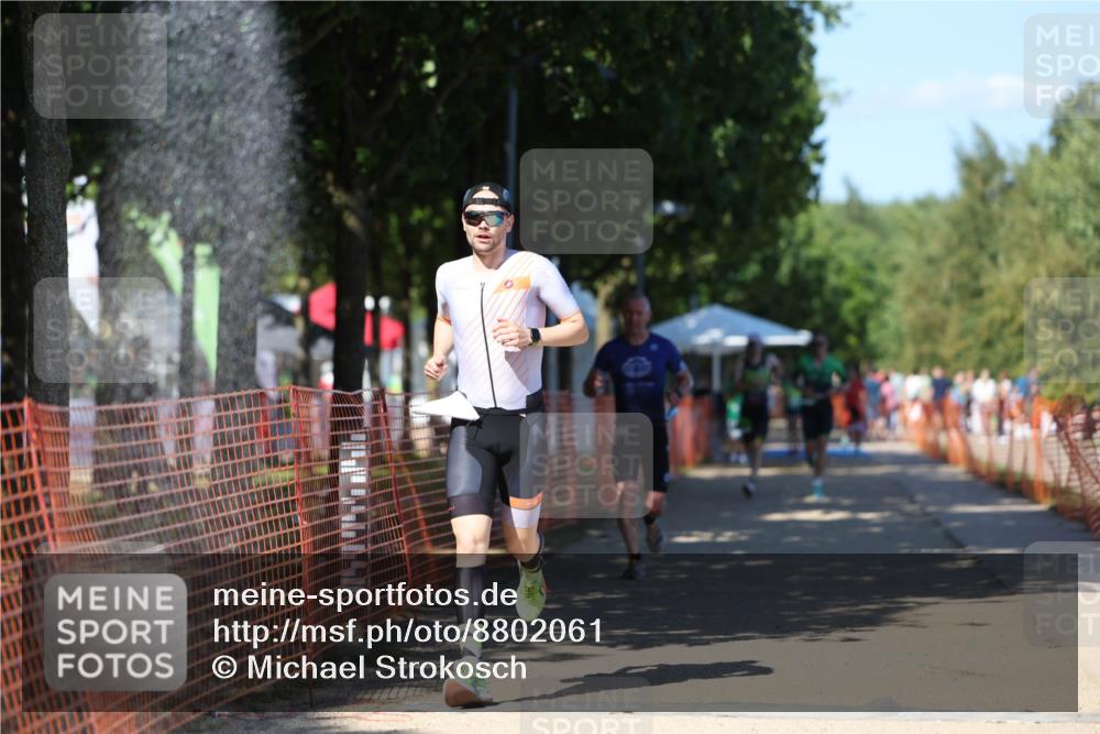 07.09.2025 - 19. Norderstedt Triathlon Michael Strokosch http://msf.ph/oto/8802061 07.09.2025 14:53:20 Laufen 994, 1006, 1401, 1467 meine-sportfotos.de