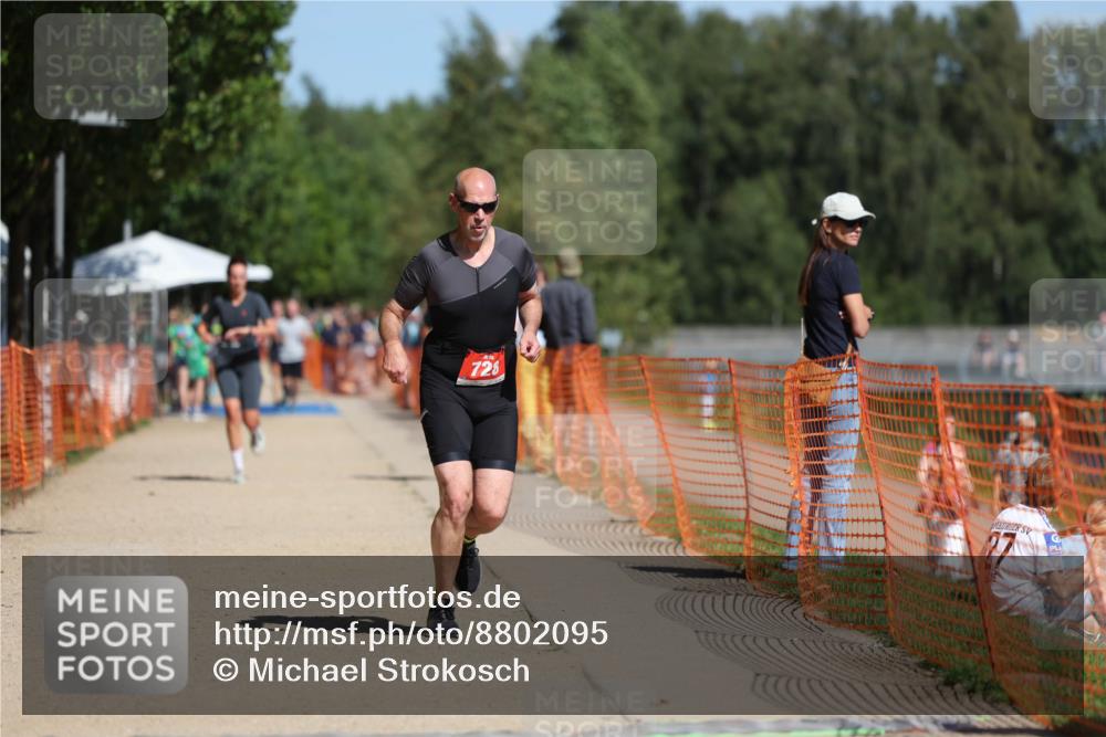 07.09.2025 - 19. Norderstedt Triathlon Michael Strokosch http://msf.ph/oto/8802095 07.09.2025 12:32:56 Laufen 245, 258, 728 meine-sportfotos.de