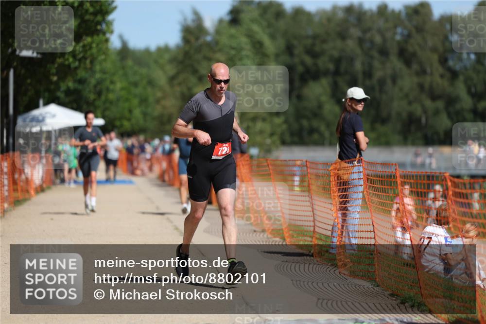 07.09.2025 - 19. Norderstedt Triathlon Michael Strokosch http://msf.ph/oto/8802101 07.09.2025 12:32:56 Laufen 245, 258, 728 meine-sportfotos.de