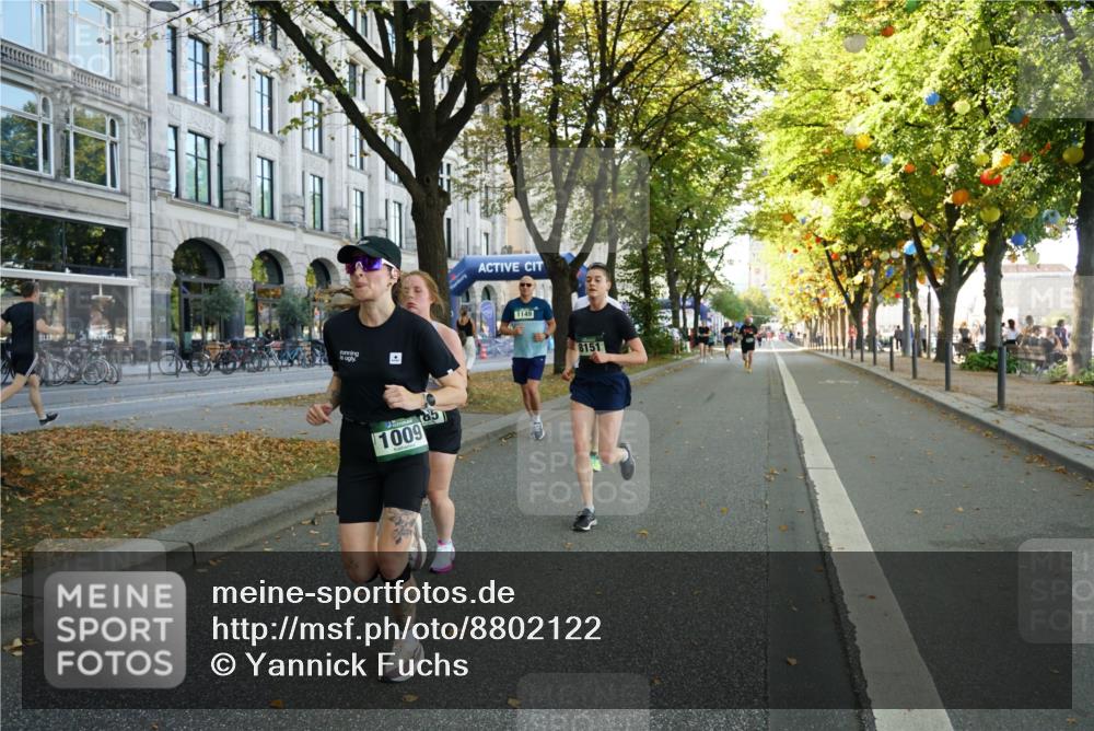 07.09.2025 - BARMER Alsterlauf Yannick Fuchs http://msf.ph/oto/8802122 07.09.2025 11:50:24 Laufen 1009, 85, 1149, 8151 meine-sportfotos.de