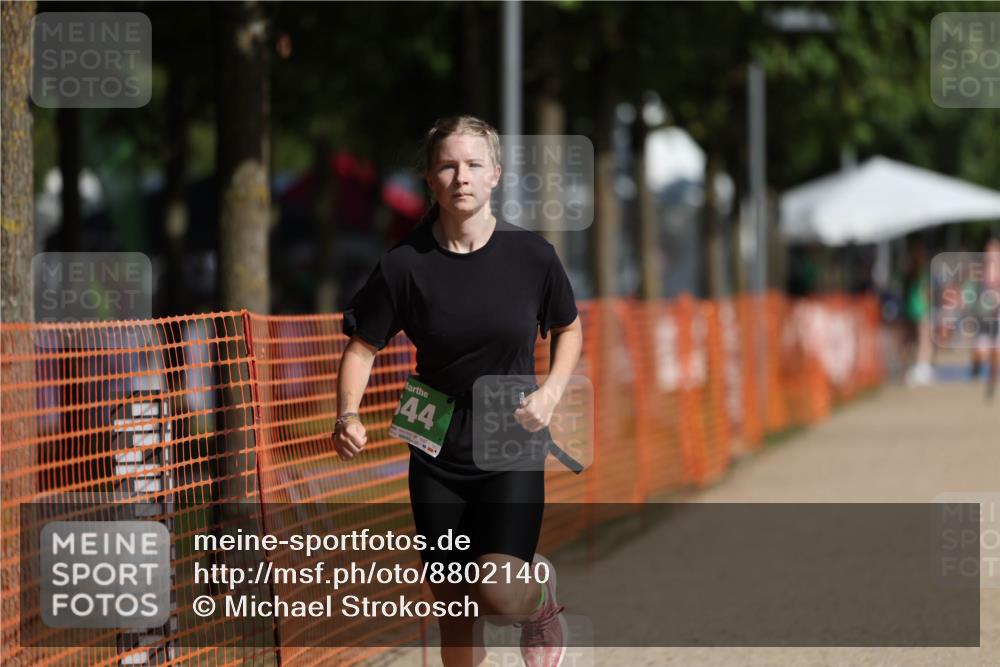 07.09.2025 - 19. Norderstedt Triathlon Michael Strokosch http://msf.ph/oto/8802140 07.09.2025 10:59:35 Laufen 644 meine-sportfotos.de