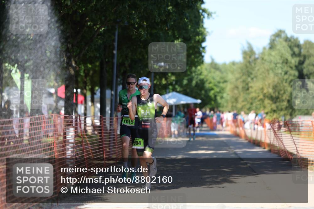 07.09.2025 - 19. Norderstedt Triathlon Michael Strokosch http://msf.ph/oto/8802160 07.09.2025 14:53:27 Laufen 994, 1015, 1467 meine-sportfotos.de