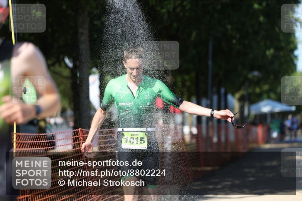 07.09.2025 - 19. Norderstedt Triathlon Michael Strokosch http://msf.ph/oto/8802224 07.09.2025 14:53:30 Laufen 977, 994, 1015 meine-sportfotos.de