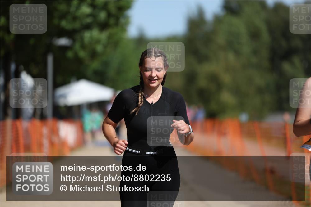 07.09.2025 - 19. Norderstedt Triathlon Michael Strokosch http://msf.ph/oto/8802235 07.09.2025 12:03:07 Laufen 1187, 1313, 1394 meine-sportfotos.de