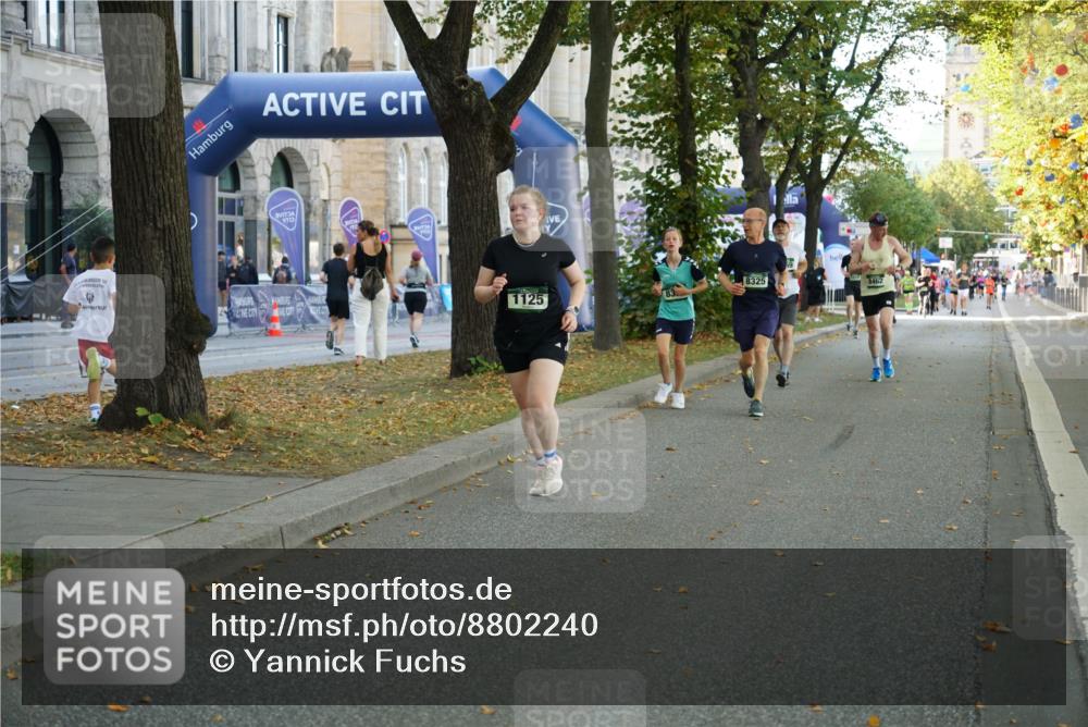 07.09.2025 - BARMER Alsterlauf Yannick Fuchs http://msf.ph/oto/8802240 07.09.2025 11:50:32 Laufen 1125, 83, 8325, 8462 meine-sportfotos.de