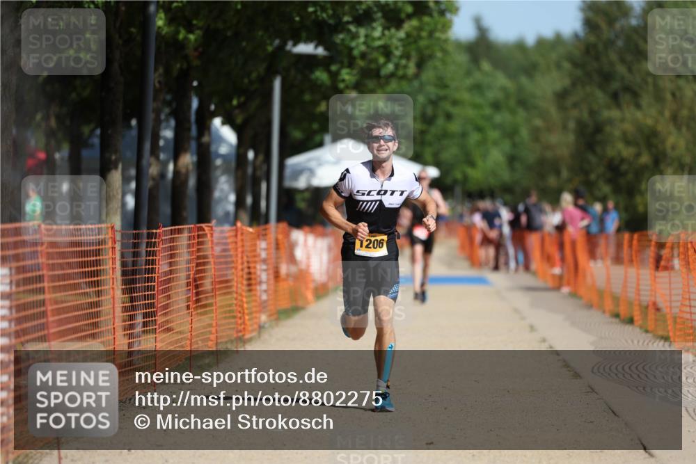 07.09.2025 - 19. Norderstedt Triathlon Michael Strokosch http://msf.ph/oto/8802275 07.09.2025 12:03:13 Laufen 1206 meine-sportfotos.de