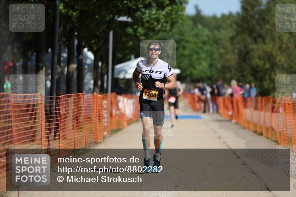 07.09.2025 - 19. Norderstedt Triathlon Michael Strokosch http://msf.ph/oto/8802282 07.09.2025 12:03:13 Laufen 1206 meine-sportfotos.de