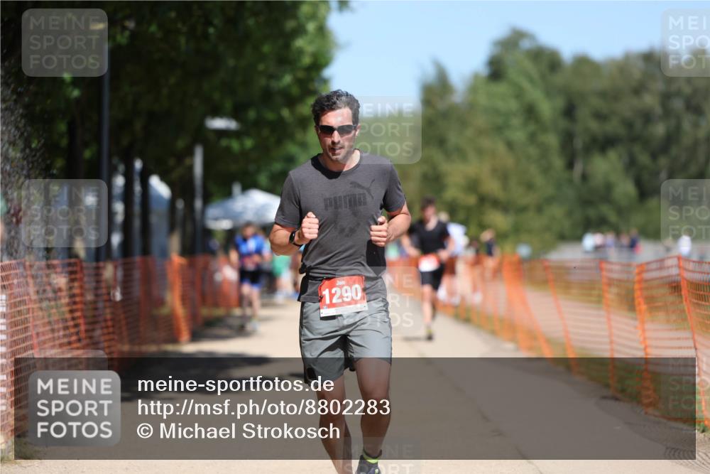 07.09.2025 - 19. Norderstedt Triathlon Michael Strokosch http://msf.ph/oto/8802283 07.09.2025 13:11:05 Laufen 137, 188, 214, 762, 1290 meine-sportfotos.de