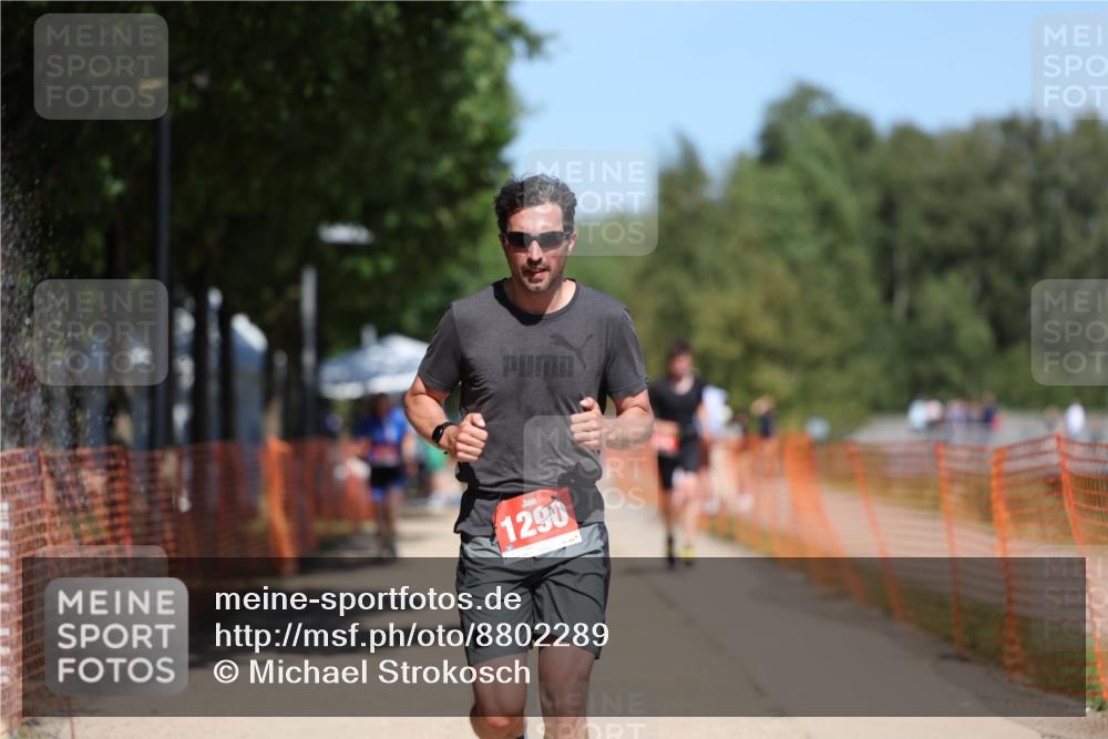 07.09.2025 - 19. Norderstedt Triathlon Michael Strokosch http://msf.ph/oto/8802289 07.09.2025 13:11:05 Laufen 137, 188, 214, 762, 1290 meine-sportfotos.de