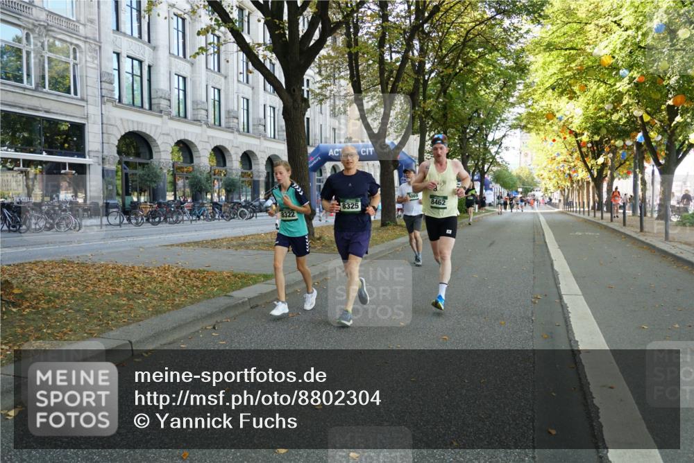 07.09.2025 - BARMER Alsterlauf Yannick Fuchs http://msf.ph/oto/8802304 07.09.2025 11:50:36 Laufen 8322, 8325, 3069, 8462 meine-sportfotos.de