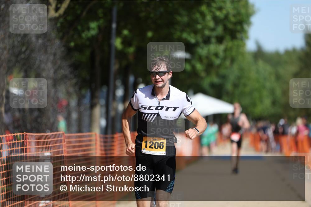 07.09.2025 - 19. Norderstedt Triathlon Michael Strokosch http://msf.ph/oto/8802341 07.09.2025 12:03:15 Laufen 1206 meine-sportfotos.de