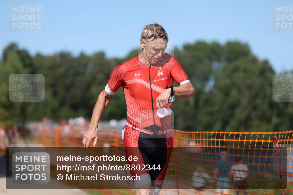 07.09.2025 - 19. Norderstedt Triathlon Michael Strokosch http://msf.ph/oto/8802344 07.09.2025 14:53:39 Laufen 977 meine-sportfotos.de