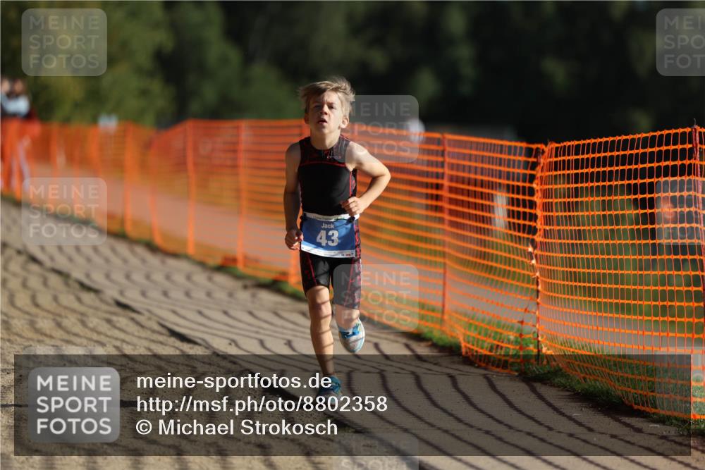 07.09.2025 - 19. Norderstedt Triathlon Michael Strokosch http://msf.ph/oto/8802358 07.09.2025 09:16:55 Laufen 43 meine-sportfotos.de