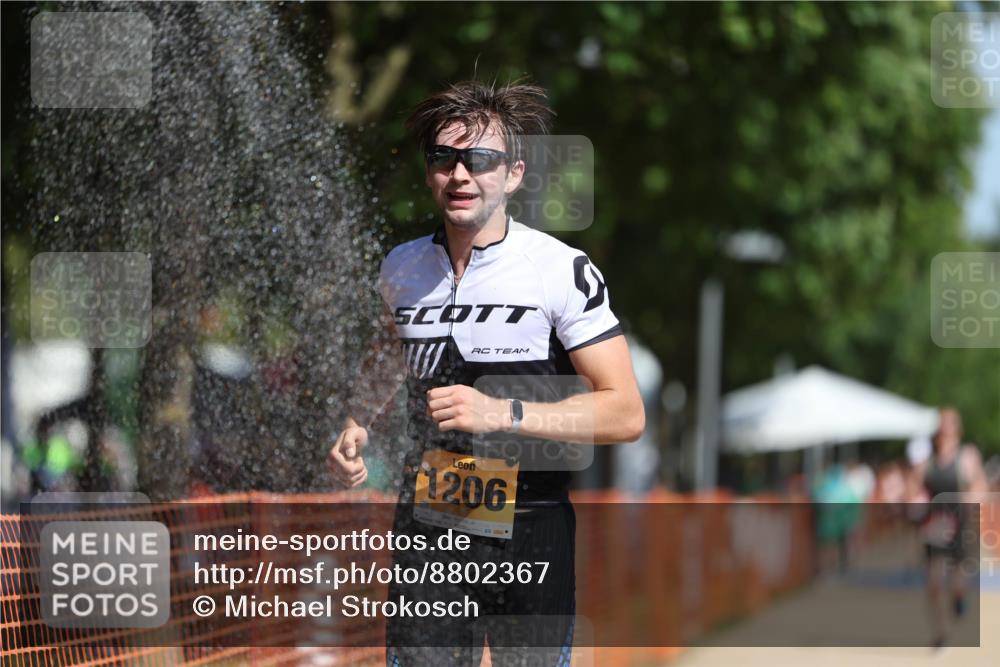 07.09.2025 - 19. Norderstedt Triathlon Michael Strokosch http://msf.ph/oto/8802367 07.09.2025 12:03:16 Laufen 1206 meine-sportfotos.de
