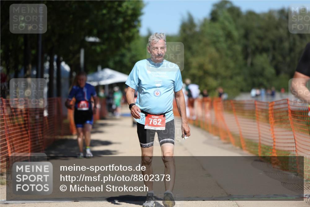 07.09.2025 - 19. Norderstedt Triathlon Michael Strokosch http://msf.ph/oto/8802373 07.09.2025 13:11:12 Laufen 213, 214, 762 meine-sportfotos.de