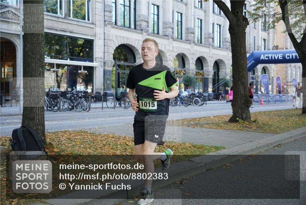 07.09.2025 - BARMER Alsterlauf Yannick Fuchs http://msf.ph/oto/8802383 07.09.2025 11:50:43 Laufen 1015 meine-sportfotos.de