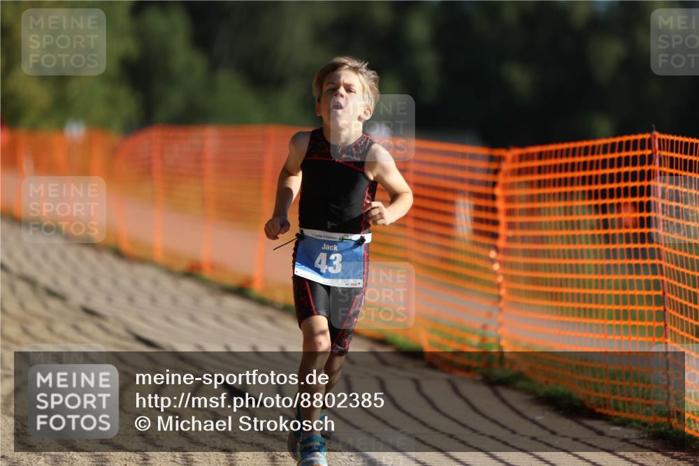 07.09.2025 - 19. Norderstedt Triathlon Michael Strokosch http://msf.ph/oto/8802385 07.09.2025 09:16:56 Laufen 43 meine-sportfotos.de