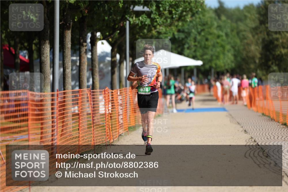 07.09.2025 - 19. Norderstedt Triathlon Michael Strokosch http://msf.ph/oto/8802386 07.09.2025 11:00:01 Laufen 91, 674, 683 meine-sportfotos.de