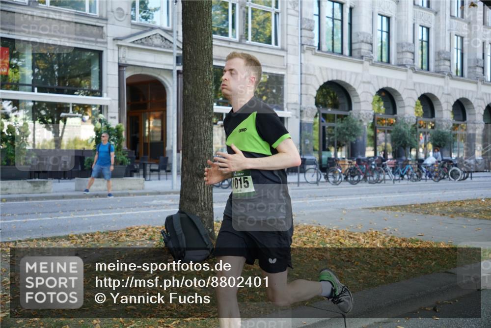 07.09.2025 - BARMER Alsterlauf Yannick Fuchs http://msf.ph/oto/8802401 07.09.2025 11:50:43 Laufen 14, 1, 1015 meine-sportfotos.de