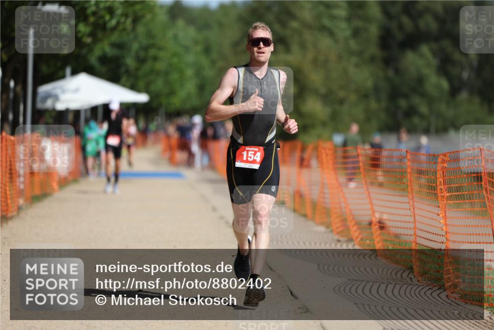 07.09.2025 - 19. Norderstedt Triathlon Michael Strokosch http://msf.ph/oto/8802402 07.09.2025 12:03:23 Laufen 154 meine-sportfotos.de