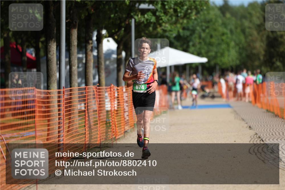 07.09.2025 - 19. Norderstedt Triathlon Michael Strokosch http://msf.ph/oto/8802410 07.09.2025 11:00:02 Laufen 91, 674, 683 meine-sportfotos.de