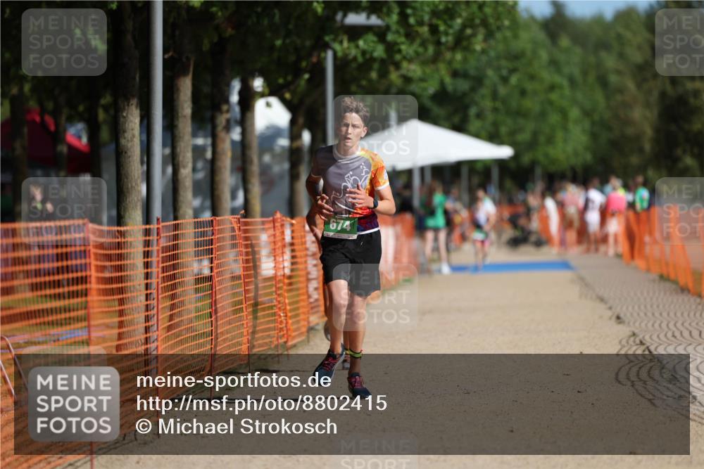 07.09.2025 - 19. Norderstedt Triathlon Michael Strokosch http://msf.ph/oto/8802415 07.09.2025 11:00:02 Laufen 91, 674, 683 meine-sportfotos.de