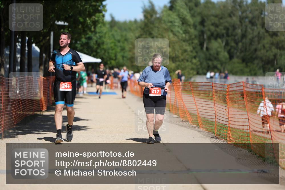 07.09.2025 - 19. Norderstedt Triathlon Michael Strokosch http://msf.ph/oto/8802449 07.09.2025 13:11:22 Laufen 217, 244 meine-sportfotos.de