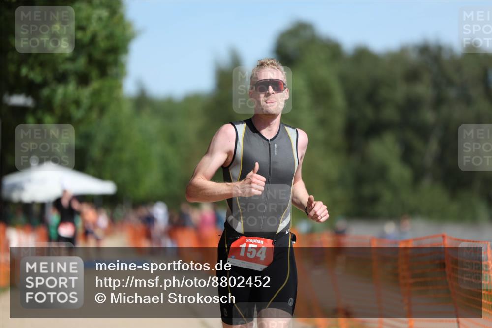 07.09.2025 - 19. Norderstedt Triathlon Michael Strokosch http://msf.ph/oto/8802452 07.09.2025 12:03:24 Laufen 154 meine-sportfotos.de