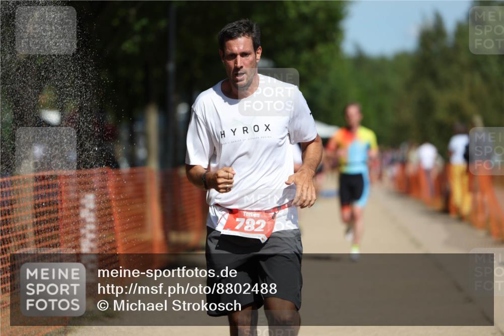07.09.2025 - 19. Norderstedt Triathlon Michael Strokosch http://msf.ph/oto/8802488 07.09.2025 12:33:25 Laufen 191, 210, 714, 782, 815, 1247, 1265, 1329 meine-sportfotos.de