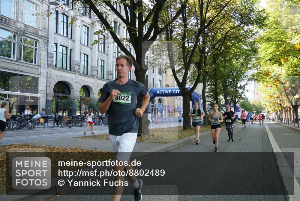 07.09.2025 - BARMER Alsterlauf Yannick Fuchs http://msf.ph/oto/8802489 07.09.2025 11:50:54 Laufen 8022, 2611, 051, 1230 meine-sportfotos.de