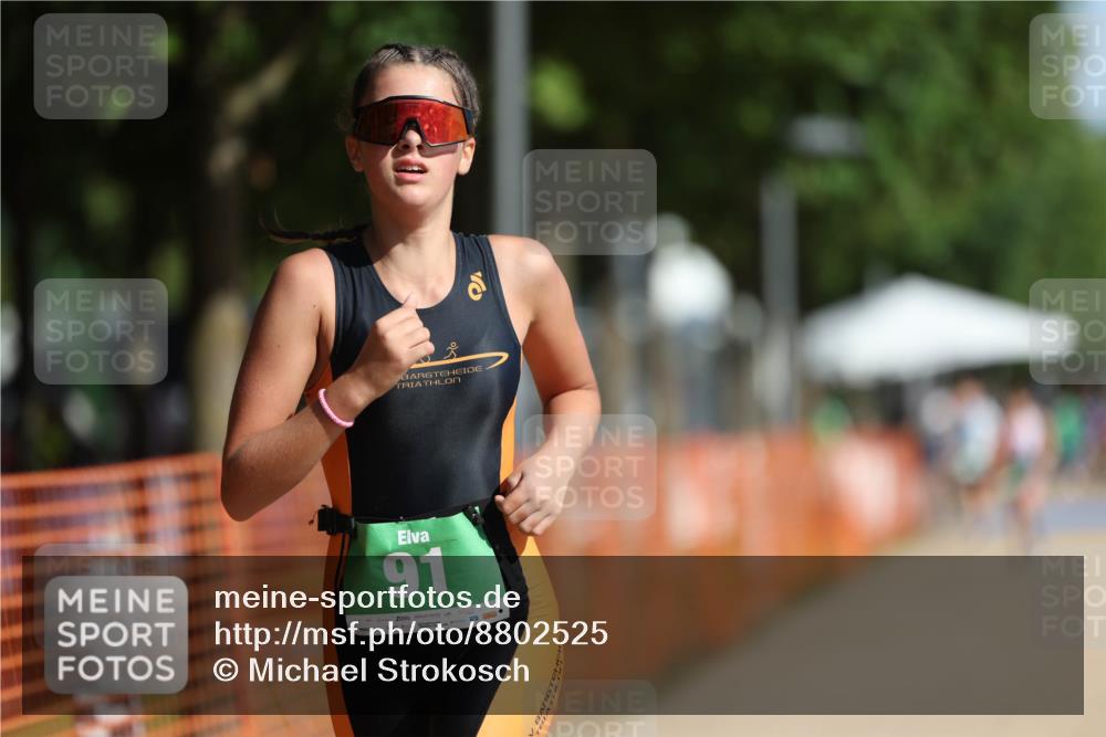 07.09.2025 - 19. Norderstedt Triathlon Michael Strokosch http://msf.ph/oto/8802525 07.09.2025 11:00:07 Laufen 91, 674 meine-sportfotos.de