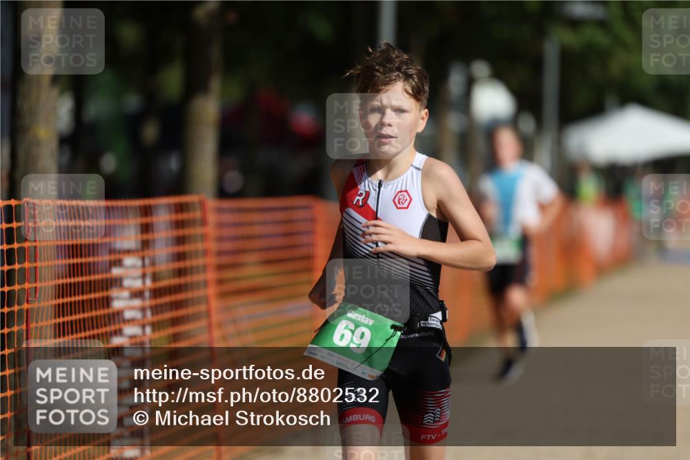 07.09.2025 - 19. Norderstedt Triathlon Michael Strokosch http://msf.ph/oto/8802532 07.09.2025 11:00:18 Laufen 69, 689 meine-sportfotos.de