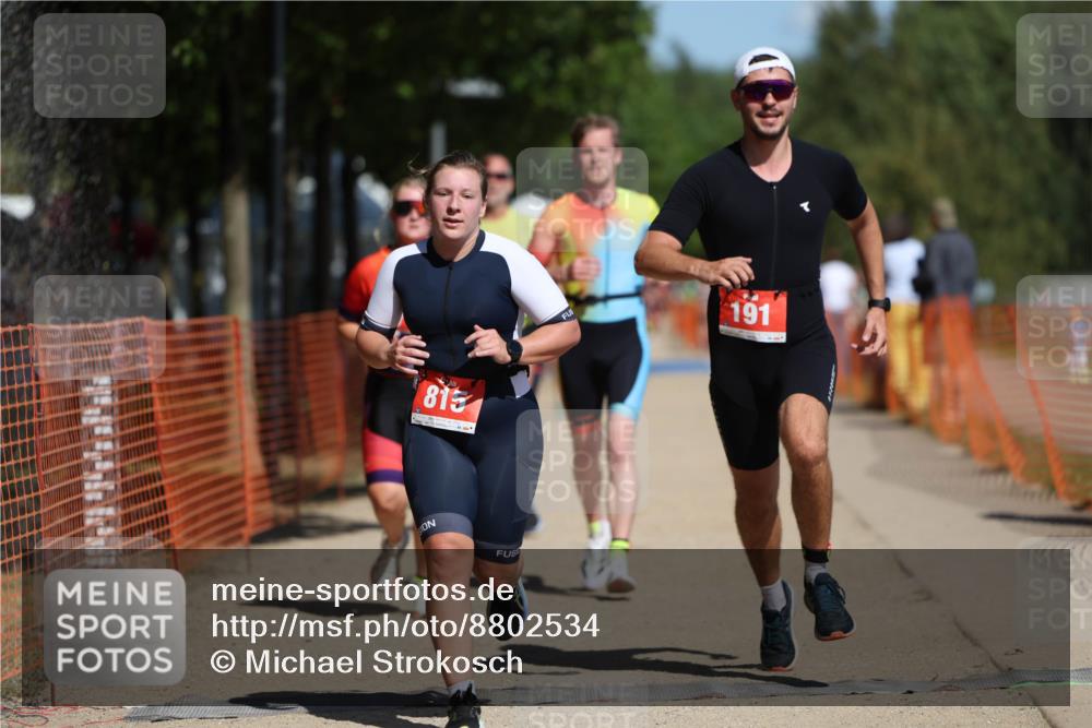 07.09.2025 - 19. Norderstedt Triathlon Michael Strokosch http://msf.ph/oto/8802534 07.09.2025 12:33:27 Laufen 191, 210, 714, 782, 815, 1247, 1265, 1329 meine-sportfotos.de