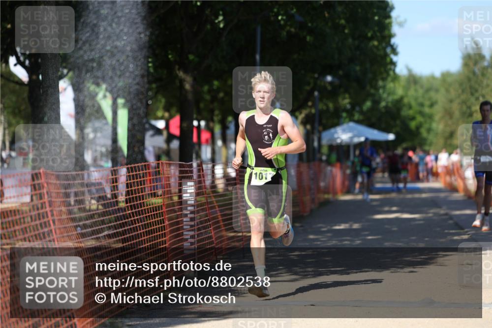 07.09.2025 - 19. Norderstedt Triathlon Michael Strokosch http://msf.ph/oto/8802538 07.09.2025 14:54:00 Laufen 1017, 1040 meine-sportfotos.de