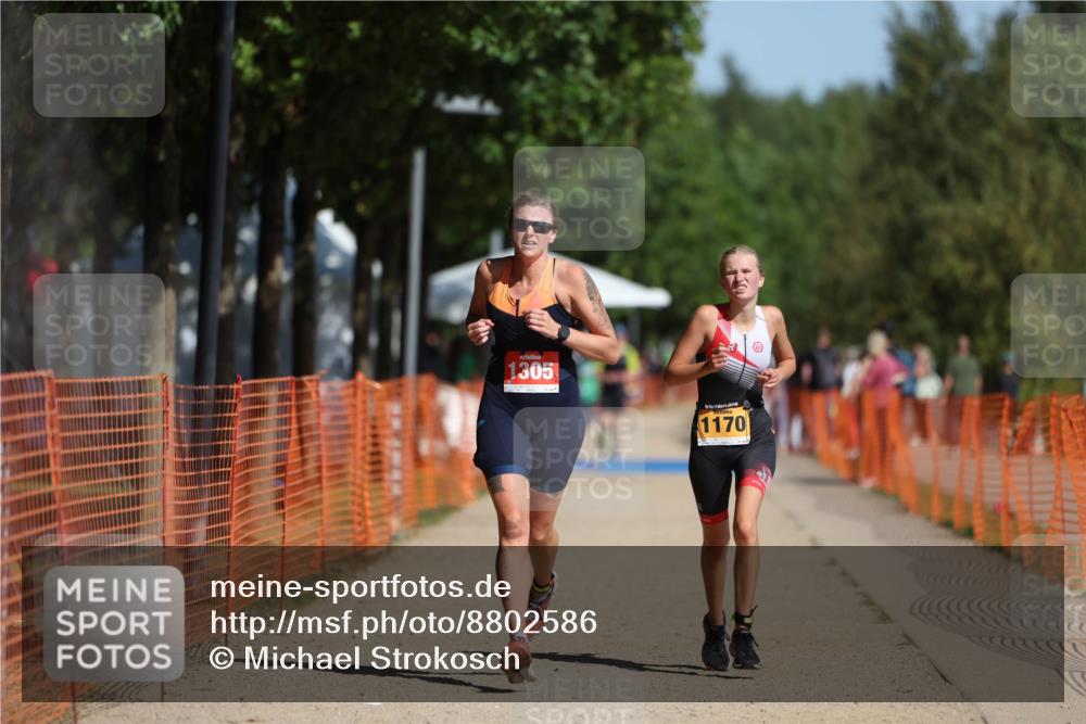07.09.2025 - 19. Norderstedt Triathlon Michael Strokosch http://msf.ph/oto/8802586 07.09.2025 12:03:42 Laufen 1170, 1305 meine-sportfotos.de