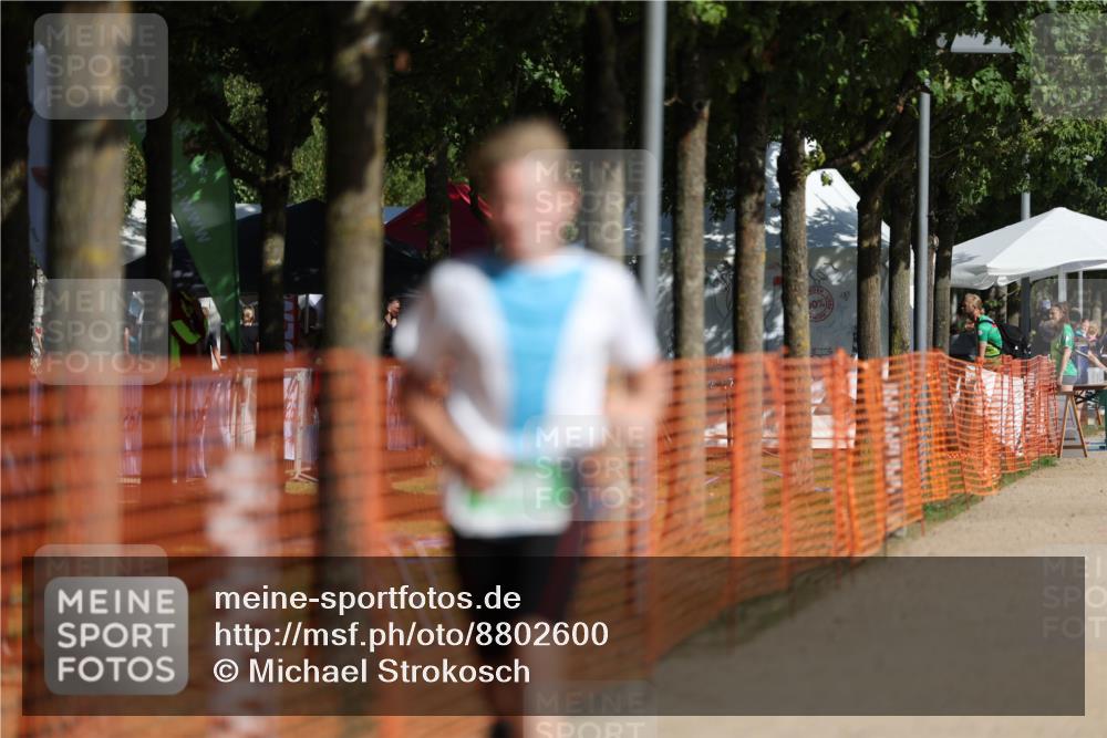 07.09.2025 - 19. Norderstedt Triathlon Michael Strokosch http://msf.ph/oto/8802600 07.09.2025 11:00:21 Laufen 69, 689 meine-sportfotos.de