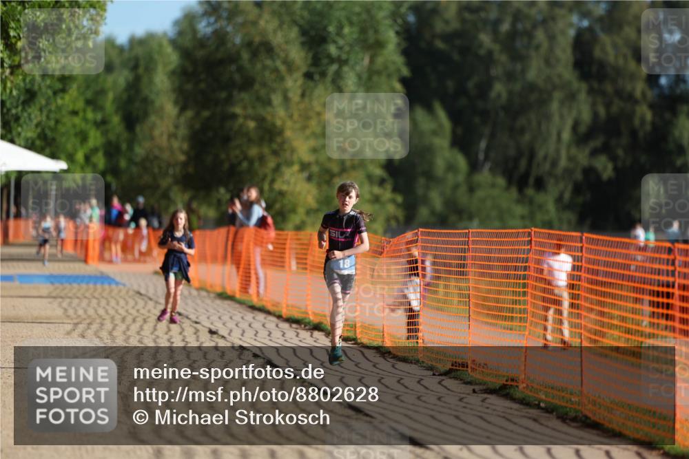 07.09.2025 - 19. Norderstedt Triathlon Michael Strokosch http://msf.ph/oto/8802628 07.09.2025 09:17:41 Laufen 18 meine-sportfotos.de